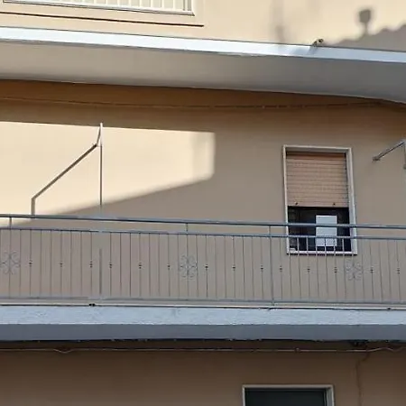 Casa Vacanze Anna Le Castella Apartment